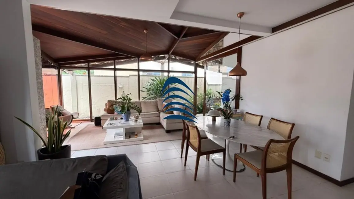 Foto 5 de Casa com 3 quartos à venda, 190m2 em Itapuã, Salvador - BA