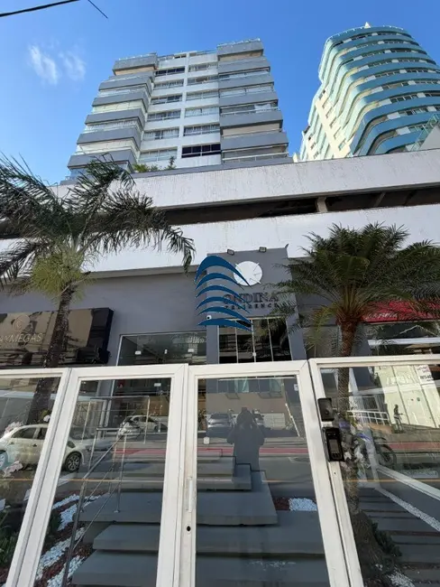 Foto 2 de Apartamento com 2 quartos à venda, 90m2 em Rio Vermelho, Salvador - BA