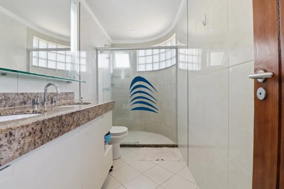 Foto 2 de Apartamento com 4 quartos à venda, 360m2 em Camacari - BA
