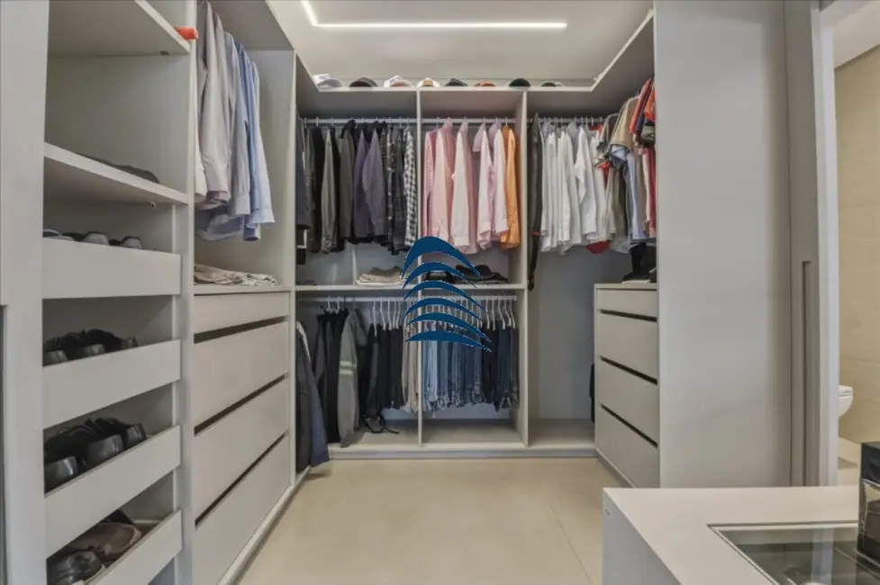 Foto 4 de Casa de Condomínio com 6 quartos à venda, 467m2 em Camacari - BA