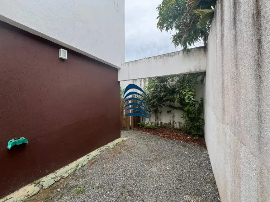 Foto 3 de Casa de Condomínio com 4 quartos à venda, 200m2 em Buraquinho, Lauro De Freitas - BA