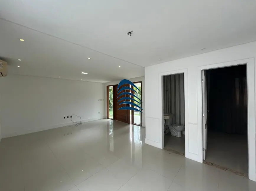 Foto 9 de Casa de Condomínio com 4 quartos à venda, 200m2 em Buraquinho, Lauro De Freitas - BA
