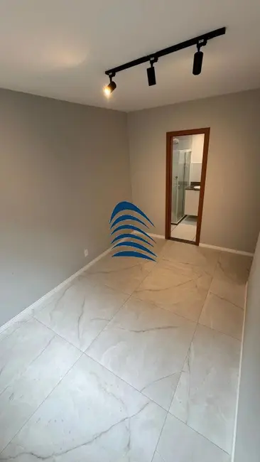 Foto 3 de Apartamento com 2 quartos à venda, 57m2 em Itapuã, Salvador - BA