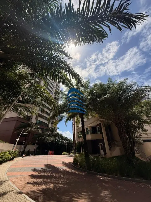 Foto 3 de Apartamento com 4 quartos à venda, 305m2 em Pituaçu, Salvador - BA