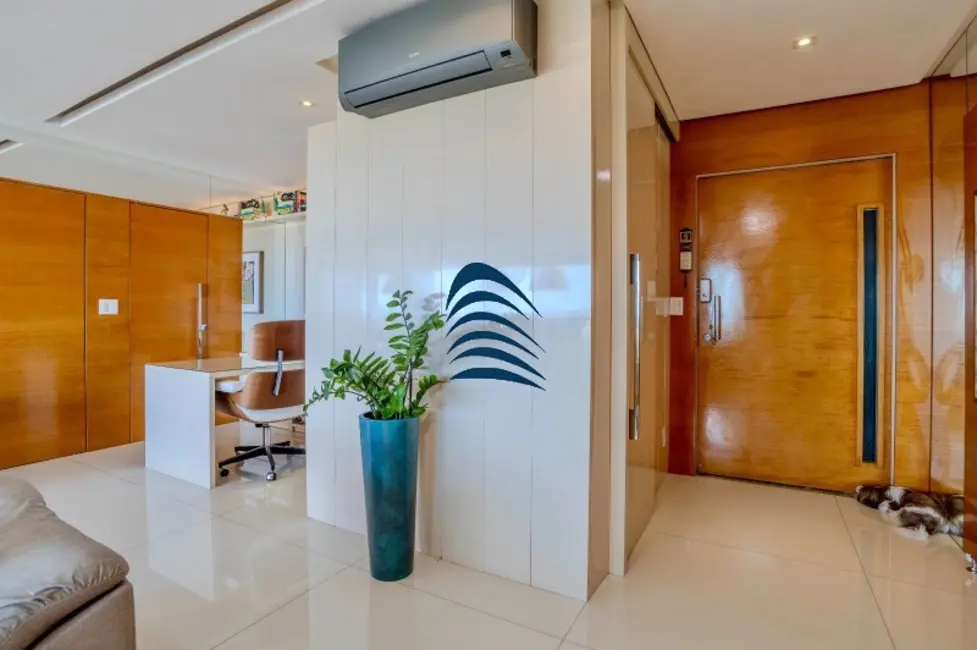 Foto 3 de Apartamento com 4 quartos à venda, 131m2 em Patamares, Salvador - BA