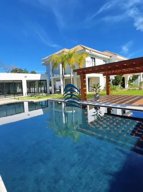 Casa de Condomínio com 6 quartos à venda, 1000m2 em Portão, Lauro De Freitas - BA - imagem 1 Foto 1 de Casa de Condomínio com 6 quartos à venda, 1000m2 em Portão, Lauro De Freitas - BA