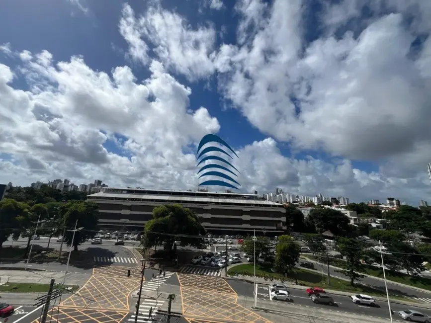 Foto 2 de Apartamento com 2 quartos à venda, 75m2 em Itaigara, Salvador - BA