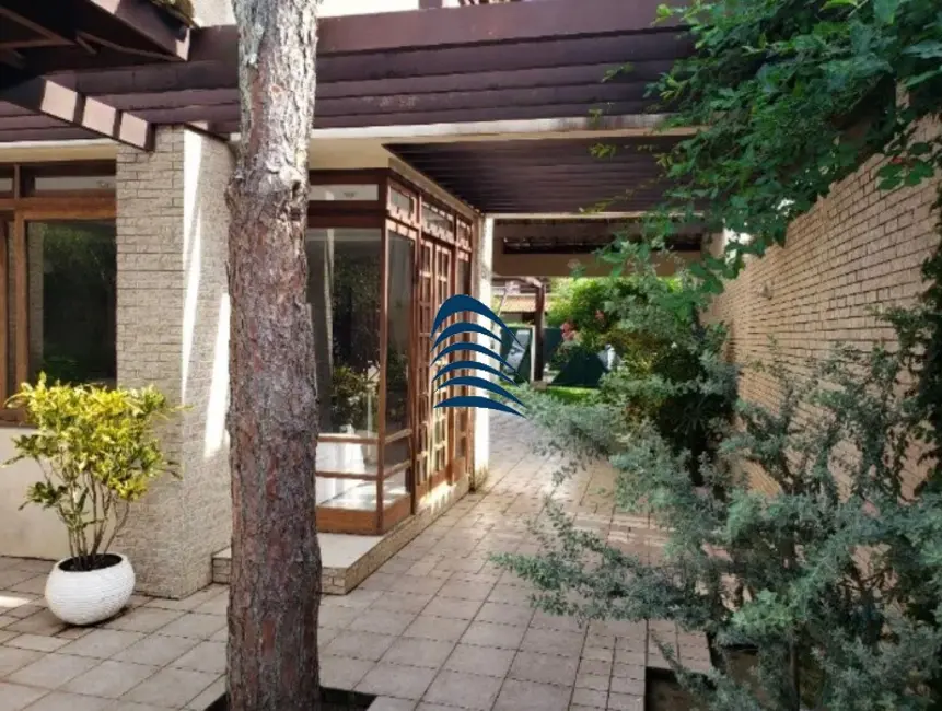 Foto 2 de Casa de Condomínio com 4 quartos à venda, 600m2 em Piatã, Salvador - BA