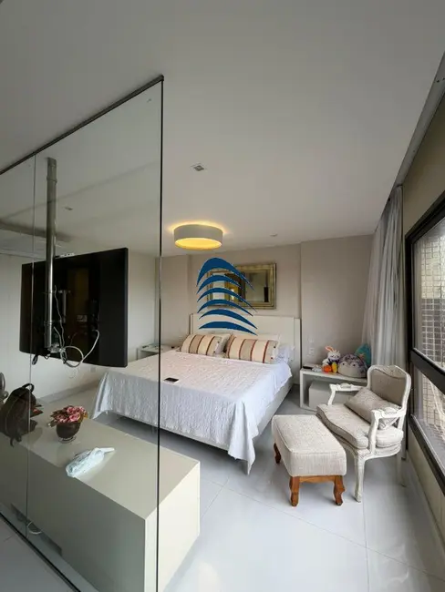 Foto 8 de Apartamento com 4 quartos à venda, 276m2 em Patamares, Salvador - BA