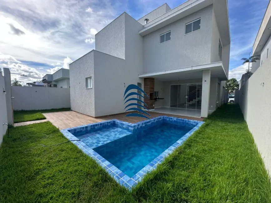 Foto 1 de Casa de Condomínio com 4 quartos à venda, 173m2 em Camacari - BA