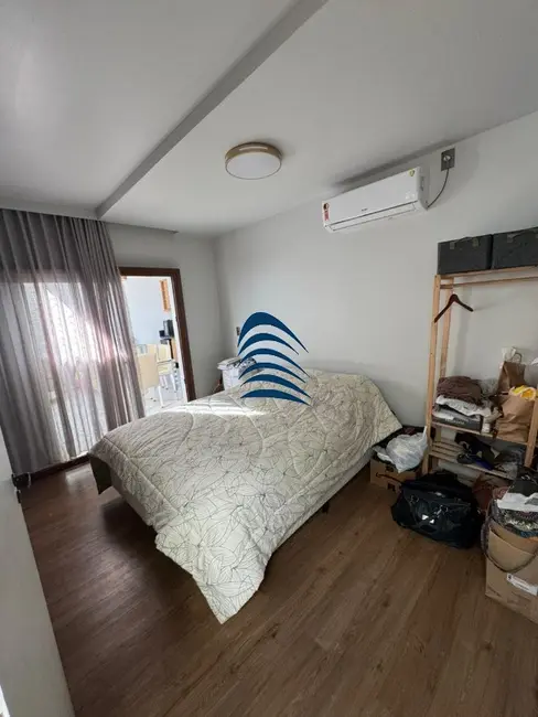 Casa de Condomínio com 3 quartos à venda, 270m2 em Piatã, Salvador - BA - imagem 4 Foto 4 de Casa de Condomínio com 3 quartos à venda, 270m2 em Piatã, Salvador - BA