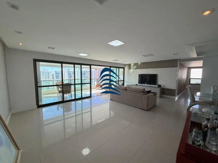 Apartamento com 3 quartos à venda, 243m2 em Patamares, Salvador - BA - imagem 1 Foto 1 de Apartamento com 3 quartos à venda, 243m2 em Patamares, Salvador - BA