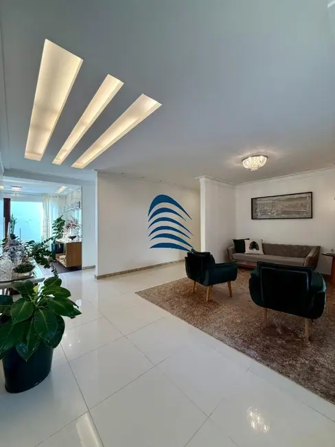 Foto 5 de Casa de Condomínio com 4 quartos à venda, 347m2 em Camacari - BA