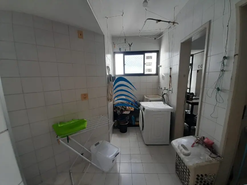 Apartamento com 4 quartos à venda, 140m2 em Salvador - BA - imagem 8 Foto 8 de Apartamento com 4 quartos à venda, 140m2 em Salvador - BA