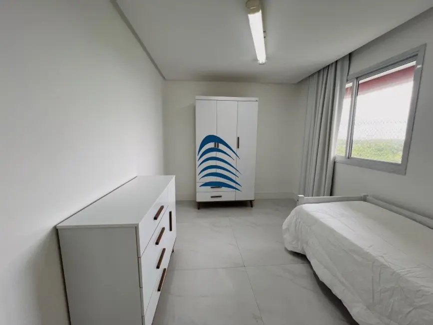 Apartamento com 3 quartos à venda, 180m2 em Patamares, Salvador - BA - imagem 6 Foto 6 de Apartamento com 3 quartos à venda, 180m2 em Patamares, Salvador - BA