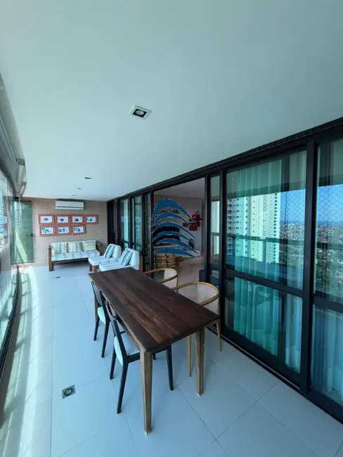 Foto 9 de Apartamento com 4 quartos à venda, 206m2 em Salvador - BA