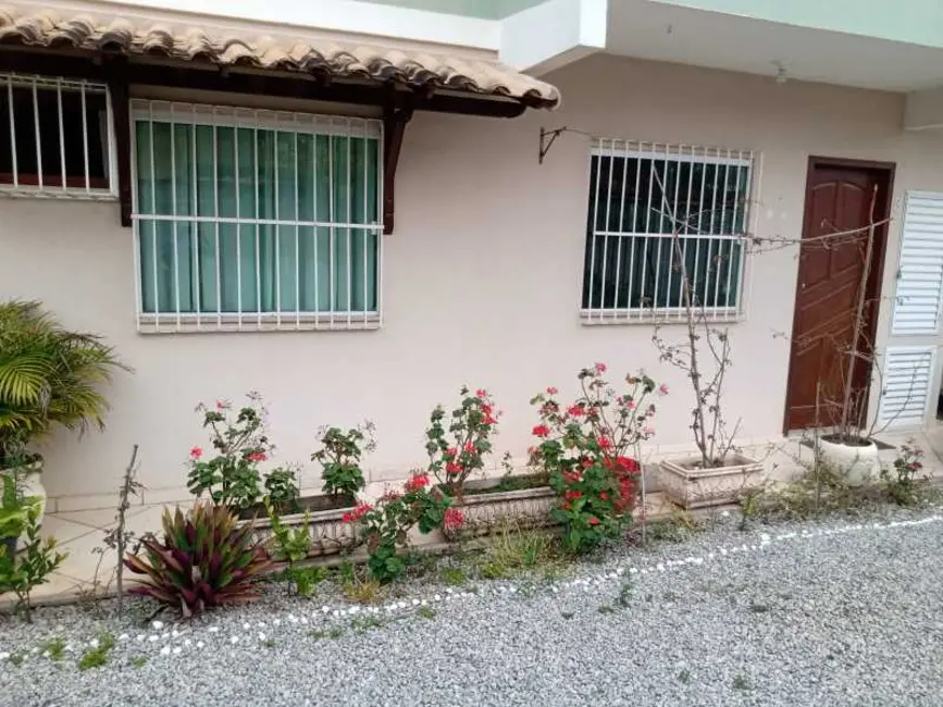 Casa de Condomínio com 2 quartos à venda, 65m2 em Jardim Mariléa, Rio Das Ostras - RJ - imagem 3 Foto 3 de Casa de Condomínio com 2 quartos à venda, 65m2 em Jardim Mariléa, Rio Das Ostras - RJ
