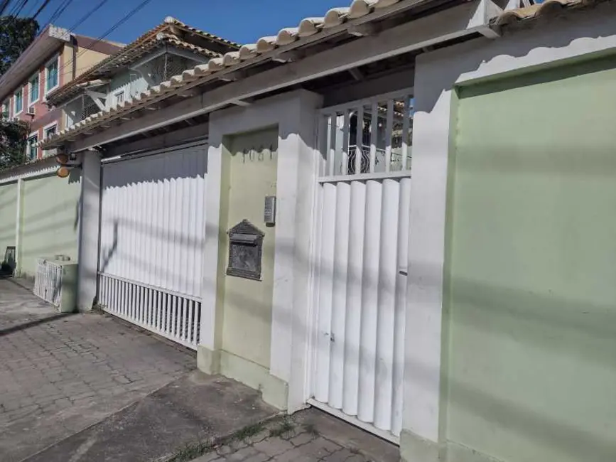 Foto 2 de Casa de Condomínio com 2 quartos à venda, 70m2 em Costazul, Rio Das Ostras - RJ