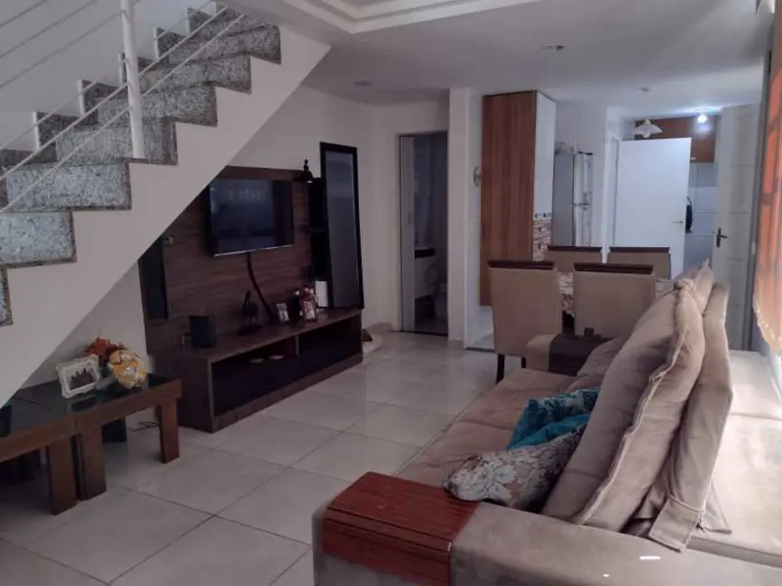 Foto 5 de Casa de Condomínio com 2 quartos à venda, 70m2 em Costazul, Rio Das Ostras - RJ