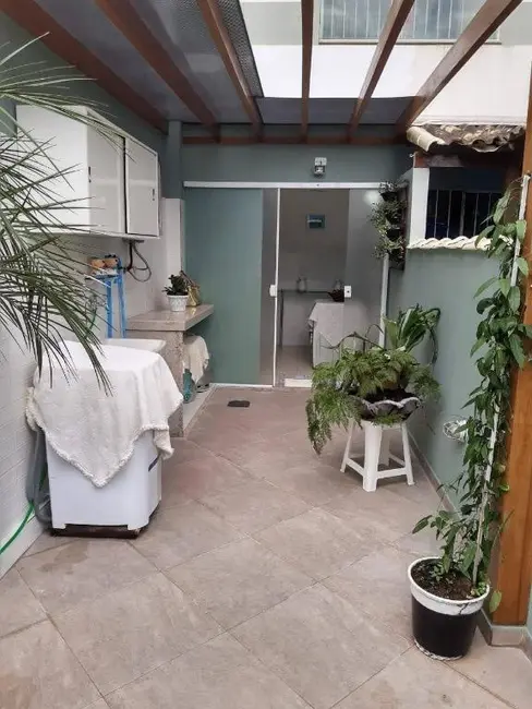 Foto 4 de Apartamento com 2 quartos à venda, 75m2 em Atlântica, Rio Das Ostras - RJ