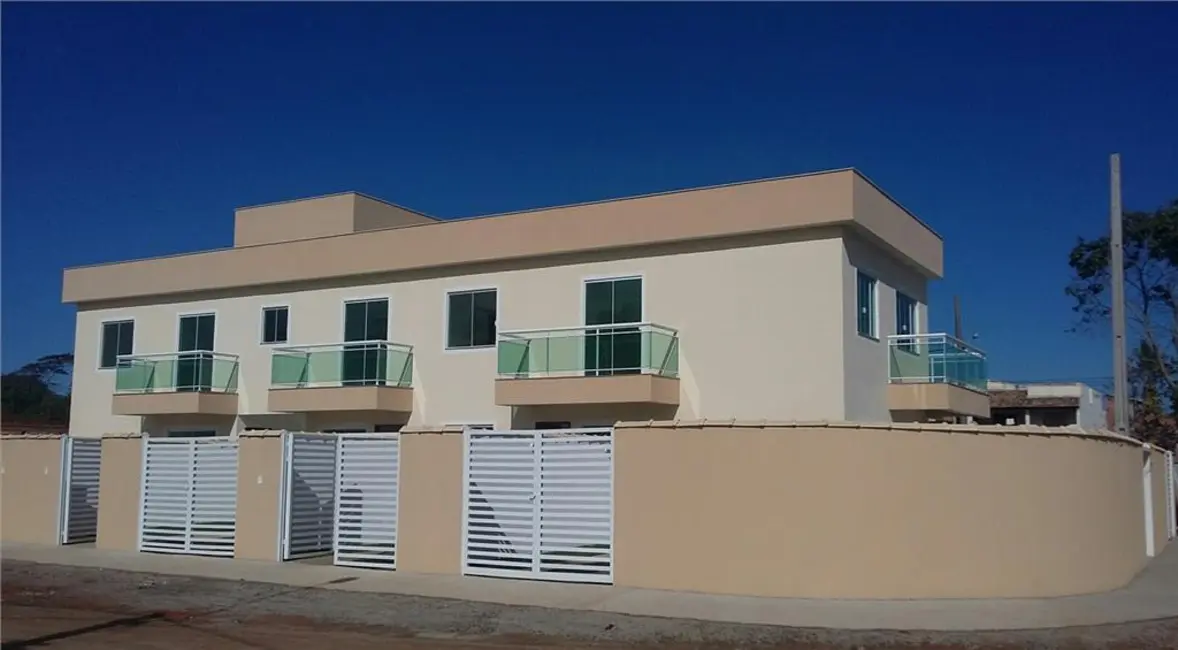 Foto 1 de Apartamento com 2 quartos à venda, 53m2 em Rio Das Ostras - RJ
