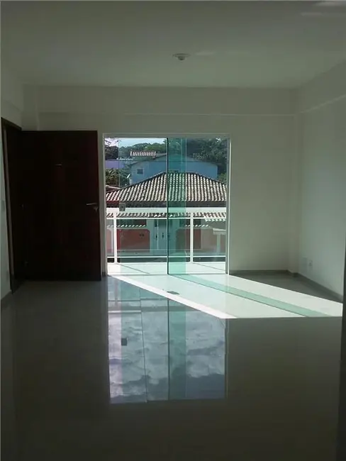 Foto 4 de Apartamento com 2 quartos à venda, 53m2 em Rio Das Ostras - RJ