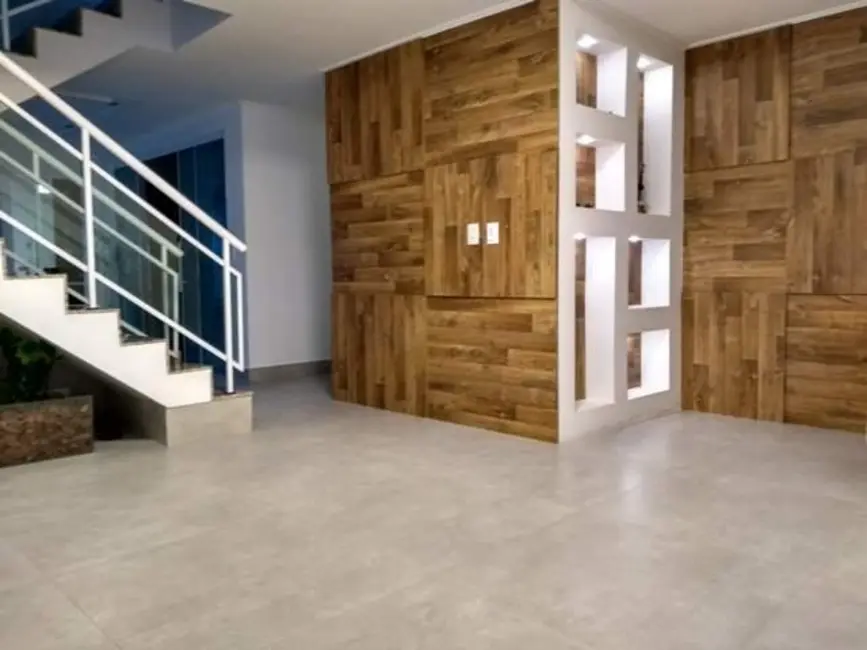 Foto 4 de Casa com 4 quartos à venda, 216m2 em Costazul, Rio Das Ostras - RJ