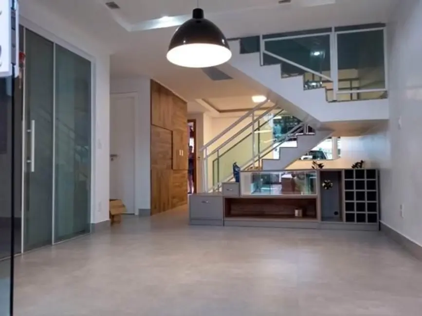 Foto 6 de Casa com 4 quartos à venda, 216m2 em Costazul, Rio Das Ostras - RJ