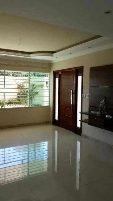 Foto 4 de Casa com 3 quartos à venda, 198m2 em Jardim Bela Vista, Rio Das Ostras - RJ