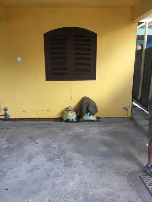 Casa com 2 quartos à venda, 75m2 em Nova Aliança, Rio Das Ostras - RJ - imagem 3 Foto 3 de Casa com 2 quartos à venda, 75m2 em Nova Aliança, Rio Das Ostras - RJ