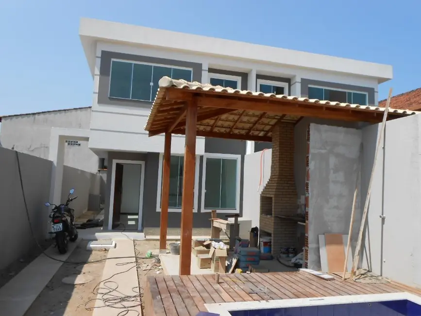Foto 3 de Casa com 4 quartos à venda, 160m2 em Recreio, Rio Das Ostras - RJ