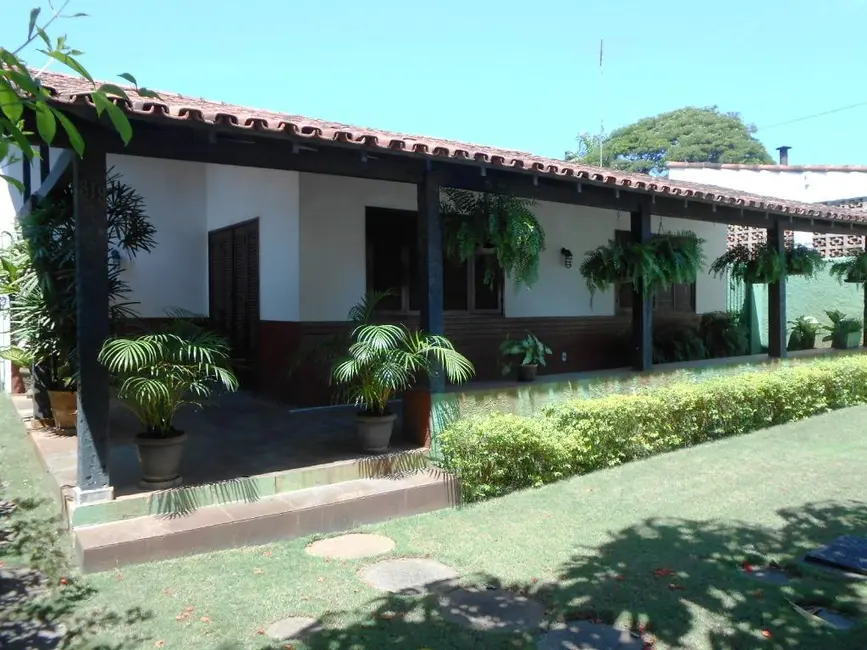 Foto 1 de Casa com 5 quartos à venda, 225m2 em Centro, Rio Das Ostras - RJ