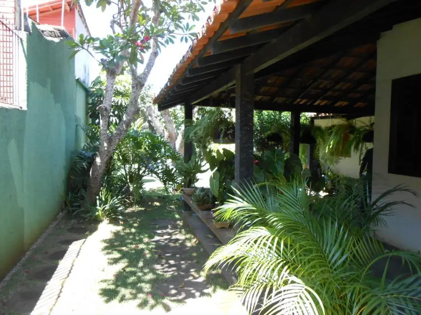 Foto 6 de Casa com 5 quartos à venda, 225m2 em Centro, Rio Das Ostras - RJ