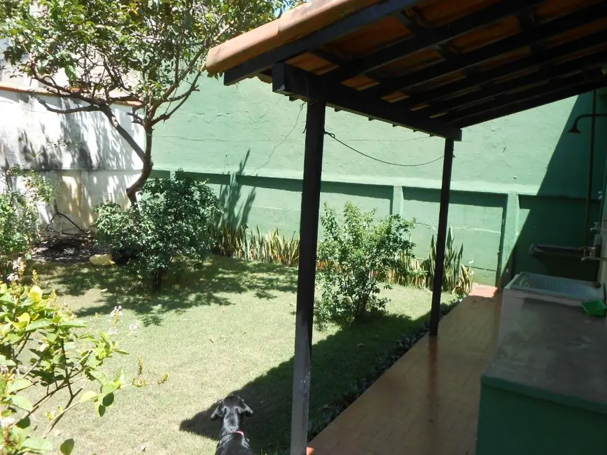 Foto 8 de Casa com 5 quartos à venda, 225m2 em Centro, Rio Das Ostras - RJ