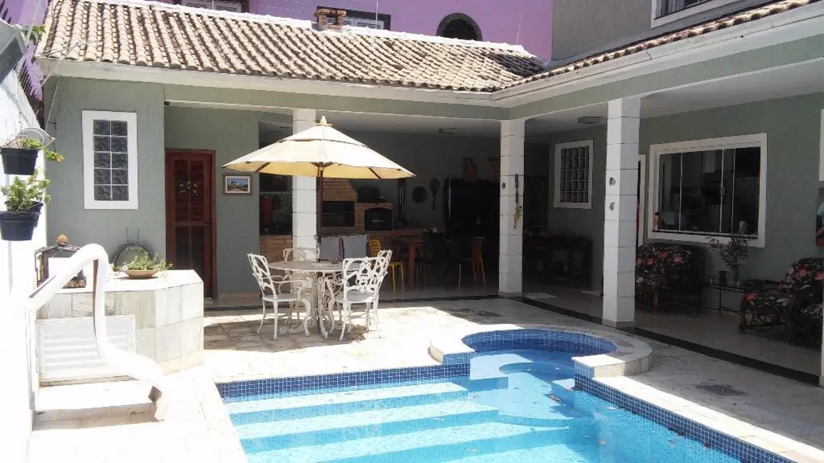 Foto 4 de Casa com 4 quartos à venda, 193m2 em Bosque da Praia, Rio Das Ostras - RJ