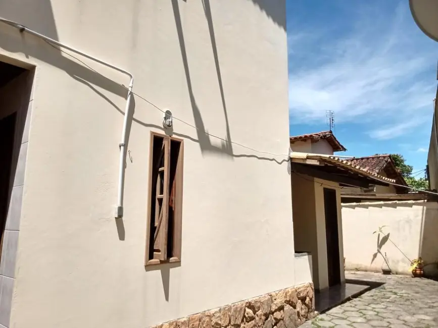 Foto 4 de Casa com 5 quartos à venda, 300m2 em Colinas, Rio Das Ostras - RJ