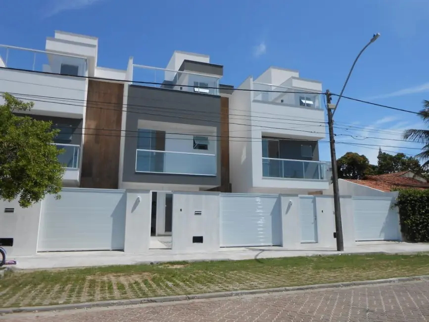 Foto 2 de Casa com 3 quartos à venda, 120m2 em Costazul, Rio Das Ostras - RJ