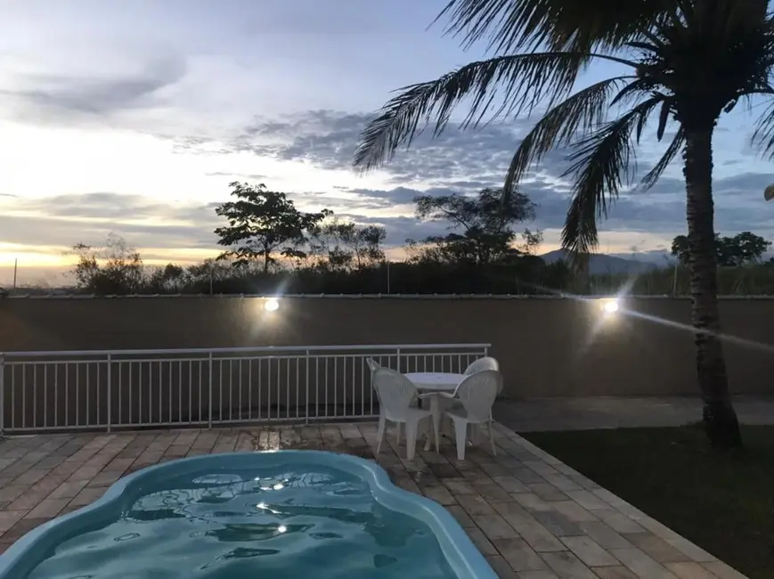 Casa de Condomínio com 3 quartos à venda, 112m2 em Rio Das Ostras - RJ - imagem 5 Foto 5 de Casa de Condomínio com 3 quartos à venda, 112m2 em Rio Das Ostras - RJ