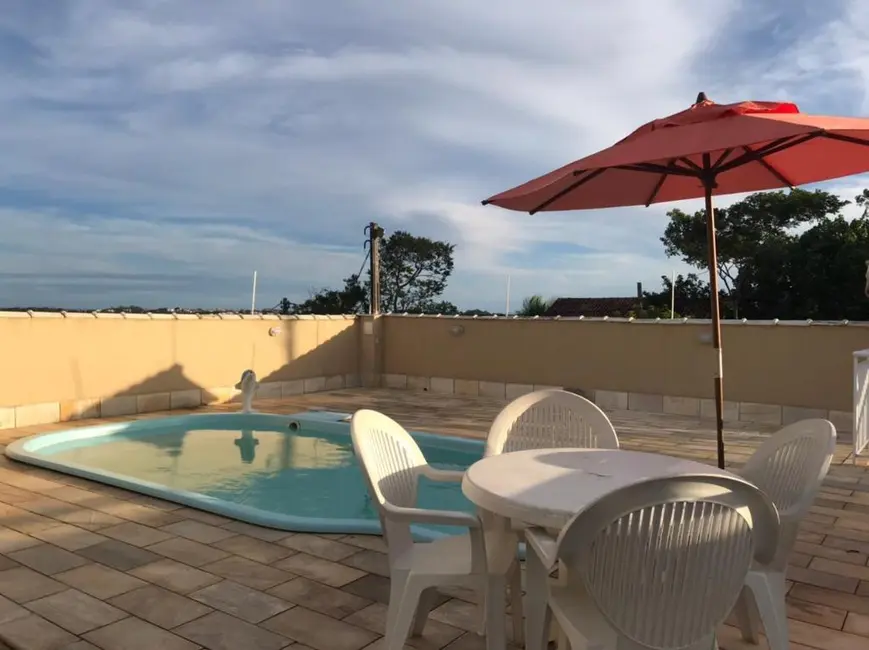 Casa de Condomínio com 3 quartos à venda, 112m2 em Rio Das Ostras - RJ - imagem 3 Foto 3 de Casa de Condomínio com 3 quartos à venda, 112m2 em Rio Das Ostras - RJ