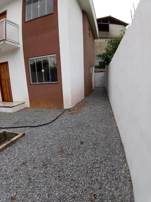 Foto 4 de Casa com 2 quartos à venda, 72m2 em Rio Das Ostras - RJ