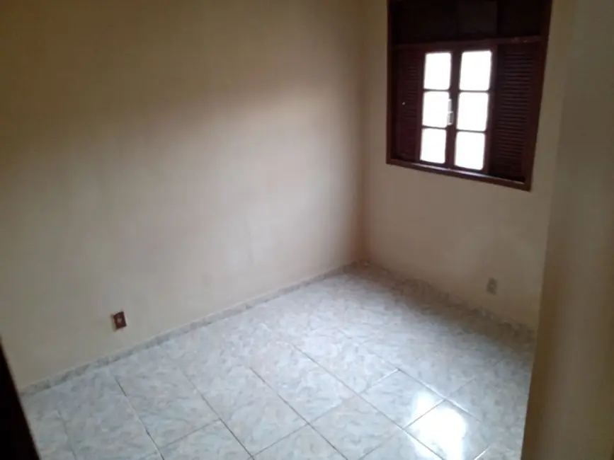 Foto 4 de Casa com 2 quartos à venda e para alugar, 64m2 em Rio Das Ostras - RJ