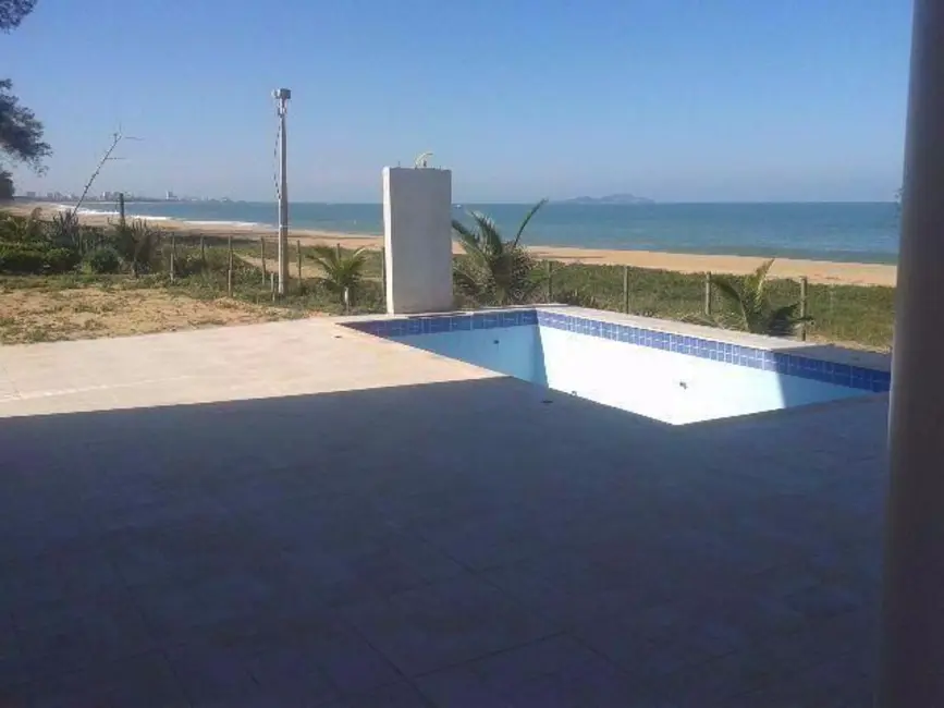 Foto 3 de Casa de Condomínio com 3 quartos à venda, 440m2 em Mar do Norte, Rio Das Ostras - RJ