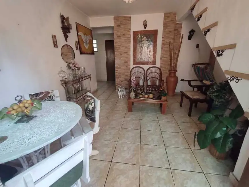 Casa de Condomínio com 1 quarto à venda, 48m2 em Liberdade, Rio Das Ostras - RJ - imagem 6 Foto 6 de Casa de Condomínio com 1 quarto à venda, 48m2 em Liberdade, Rio Das Ostras - RJ