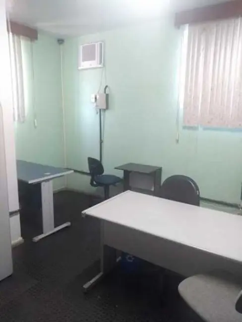 Foto 21 de Armazém / Galpão à venda em Granja dos Cavaleiros, Macae - RJ