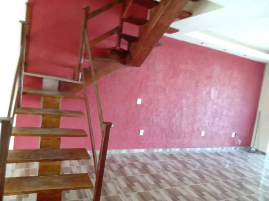 Casa com 2 quartos à venda, 161m2 em Maria Turri, Rio Das Ostras - RJ - imagem 6 Foto 6 de Casa com 2 quartos à venda, 161m2 em Maria Turri, Rio Das Ostras - RJ