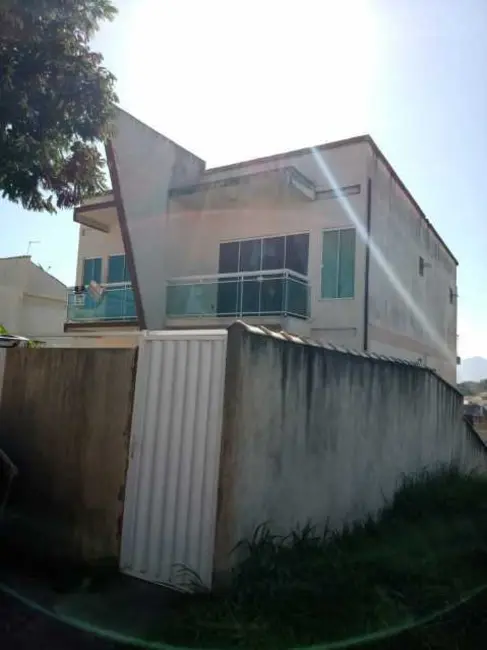 Casa com 2 quartos à venda, 161m2 em Maria Turri, Rio Das Ostras - RJ - imagem 1 Foto 1 de Casa com 2 quartos à venda, 161m2 em Maria Turri, Rio Das Ostras - RJ