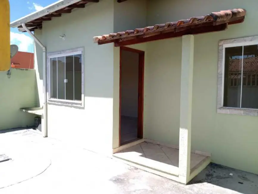 Foto 1 de Casa com 2 quartos à venda, 60m2 em Condomínio Porto Seguro, Rio Das Ostras - RJ