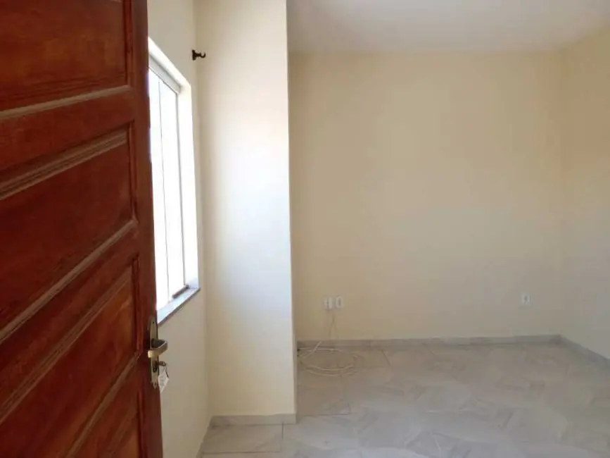 Casa com 2 quartos à venda, 60m2 em Condomínio Porto Seguro, Rio Das Ostras - RJ - imagem 4 Foto 4 de Casa com 2 quartos à venda, 60m2 em Condomínio Porto Seguro, Rio Das Ostras - RJ