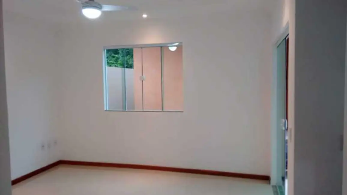 Casa de Condomínio com 2 quartos à venda em Chácara Mariléa, Rio Das Ostras - RJ - imagem 8 Foto 8 de Casa de Condomínio com 2 quartos à venda em Chácara Mariléa, Rio Das Ostras - RJ