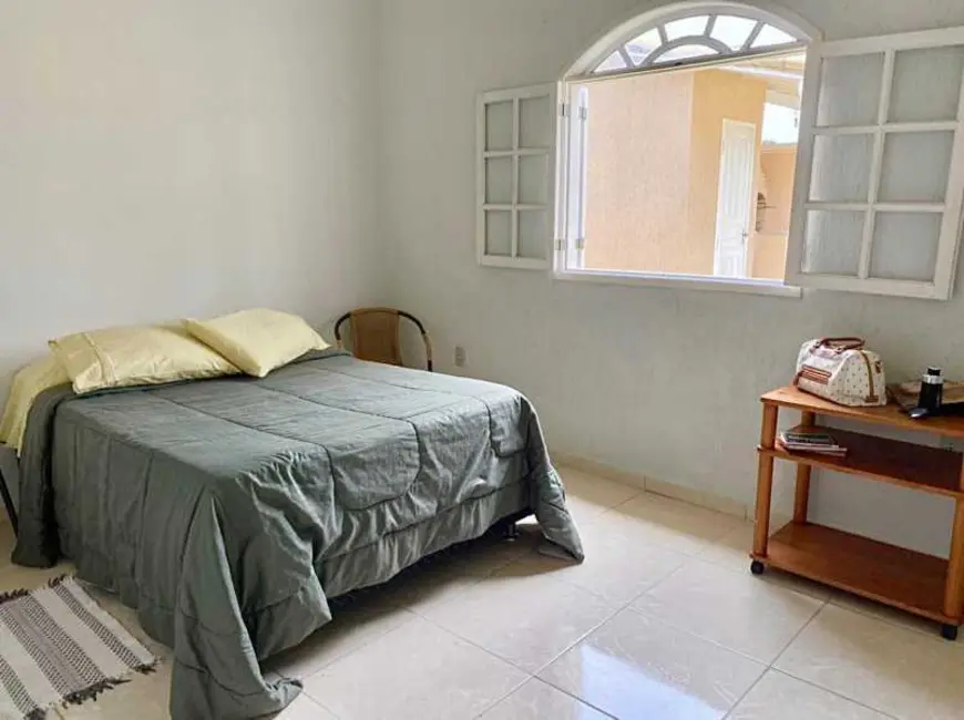 Casa de Condomínio com 3 quartos à venda, 112m2 em Rio Das Ostras - RJ - imagem 9 Foto 9 de Casa de Condomínio com 3 quartos à venda, 112m2 em Rio Das Ostras - RJ